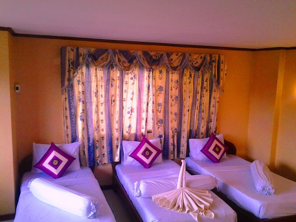 Huy Leng Hotel Siem Reap Room photo